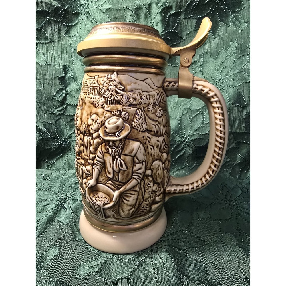 AVON Beer Steins The Gold Rush Stein Western Wagon Gold Pan Cabin Lid Beige Cool